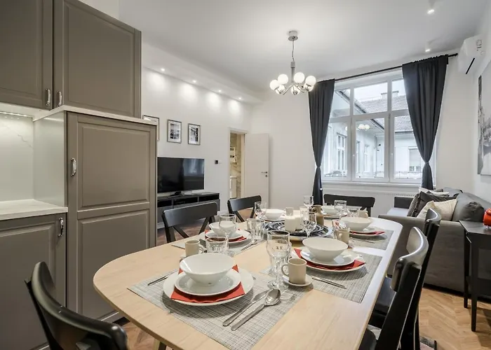 Bpr Sirius With A/c شقة